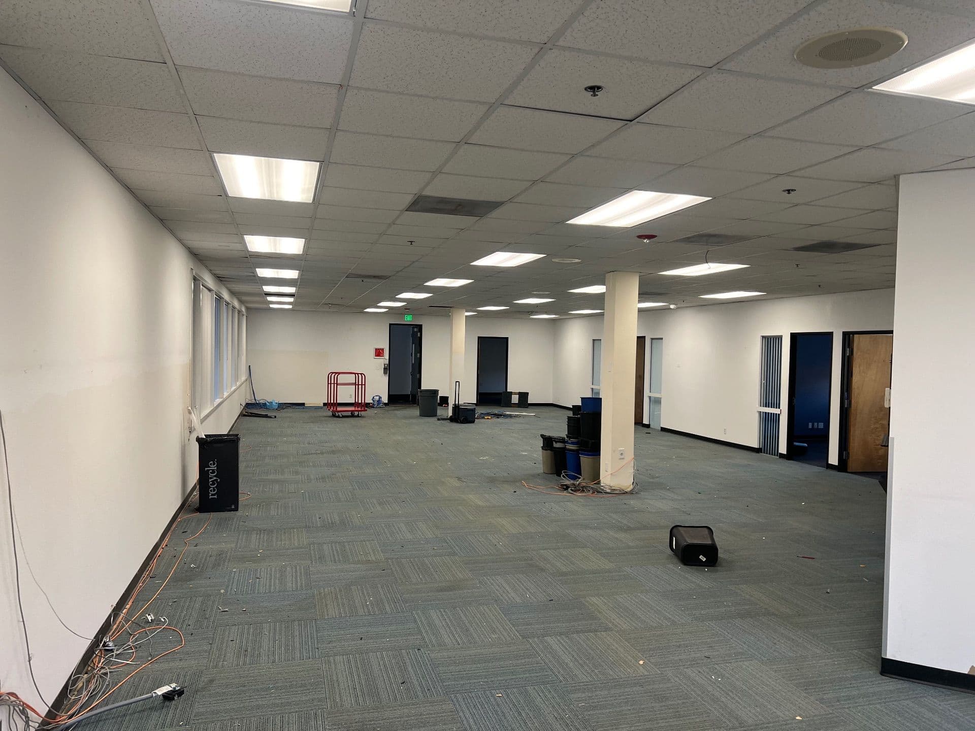 Gallery photos for Seamless Corporate HQ Cleanup in San Diego: Image #3