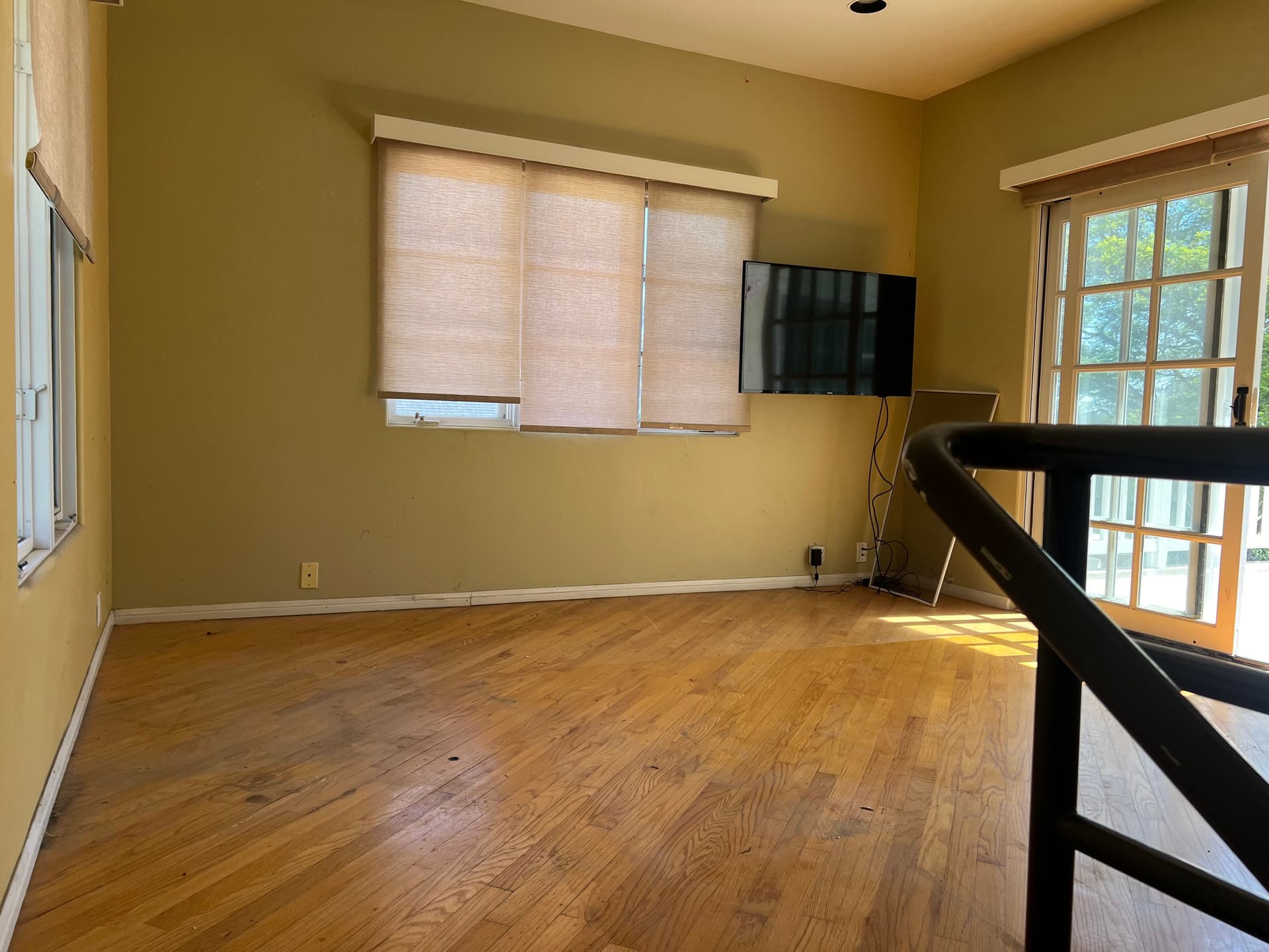 Gallery photos for Guest House Junk Removal in Rancho Santa Fe: Image #3