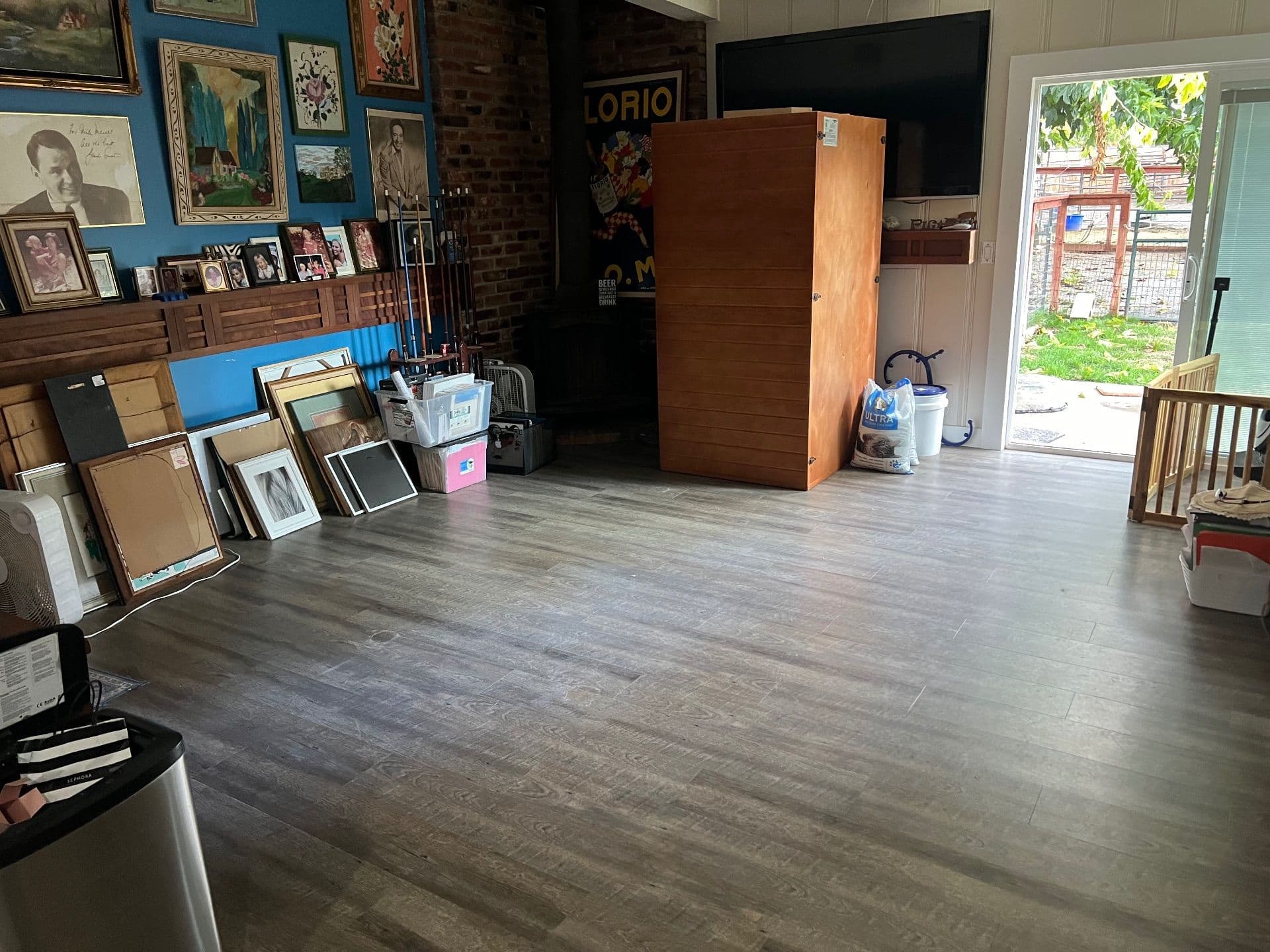 Gallery photos for Efficient Pool Table Demo and Office Clear-Out in San Diego: Image #1