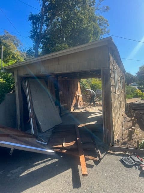 Gallery photos for Efficient Garage Demolition and Cleanup: Image #3