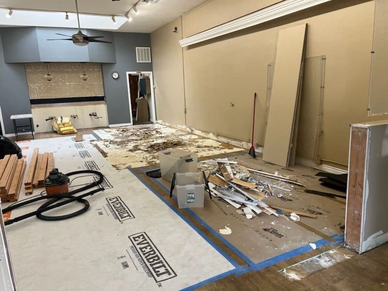 Gallery photos for Flooring Demolition and Removal in Mission Hills Salon: Image #2